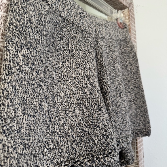 Sezane Alessio Shorts in Ecru/Blue - Picture 4 of 9